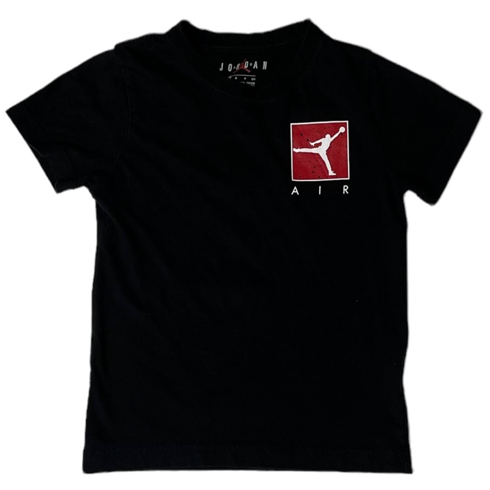 JORDAN S (4/5) Boys Black & Red Graphic Short Sleeve T-Shirt